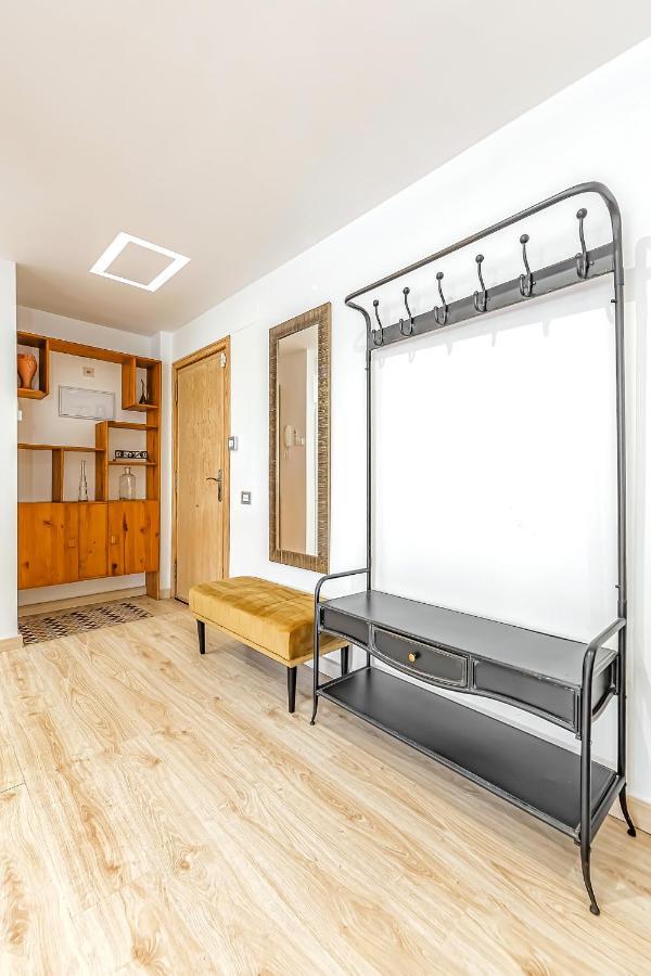 Luxury 3 Bedroom Perla Del Mar Apartment