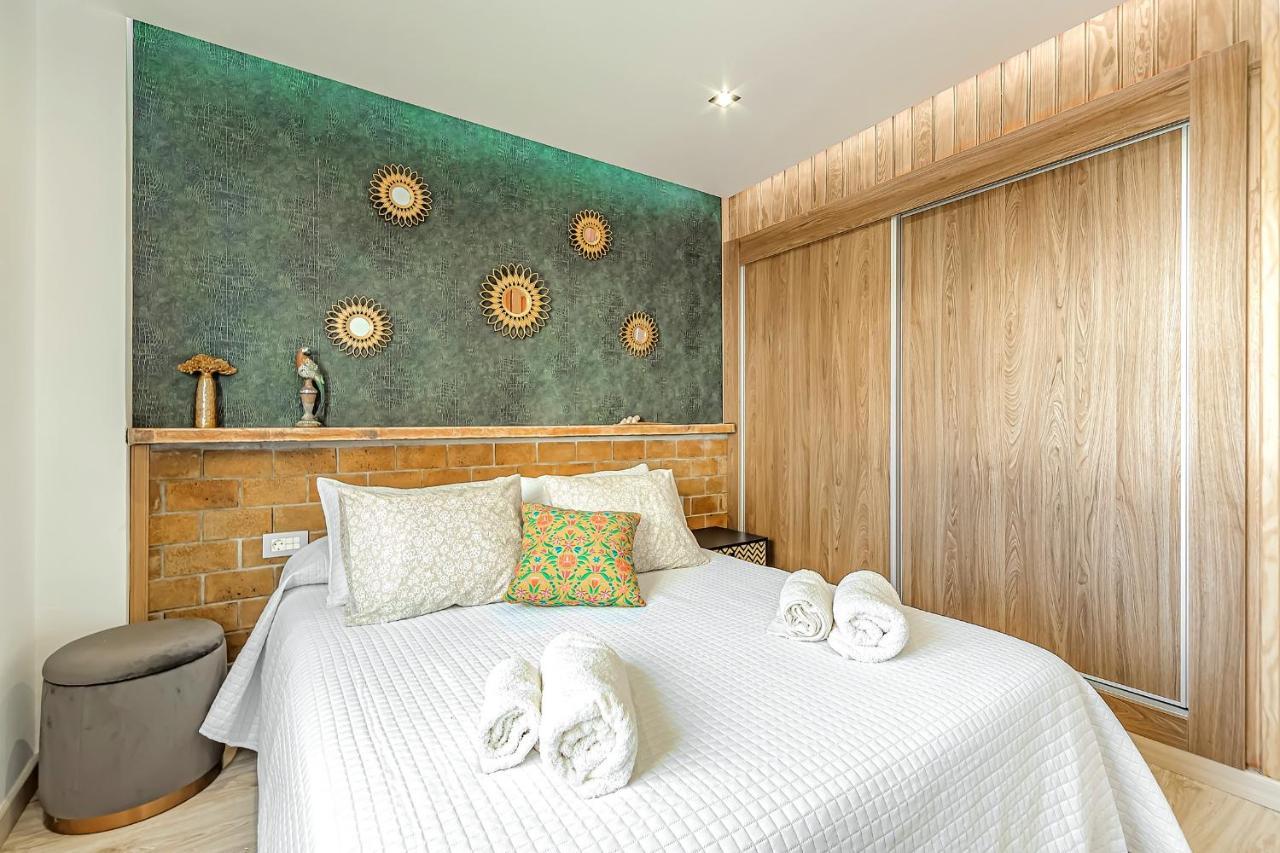 Luxury 3 Bedroom Perla Del Mar Apartment *